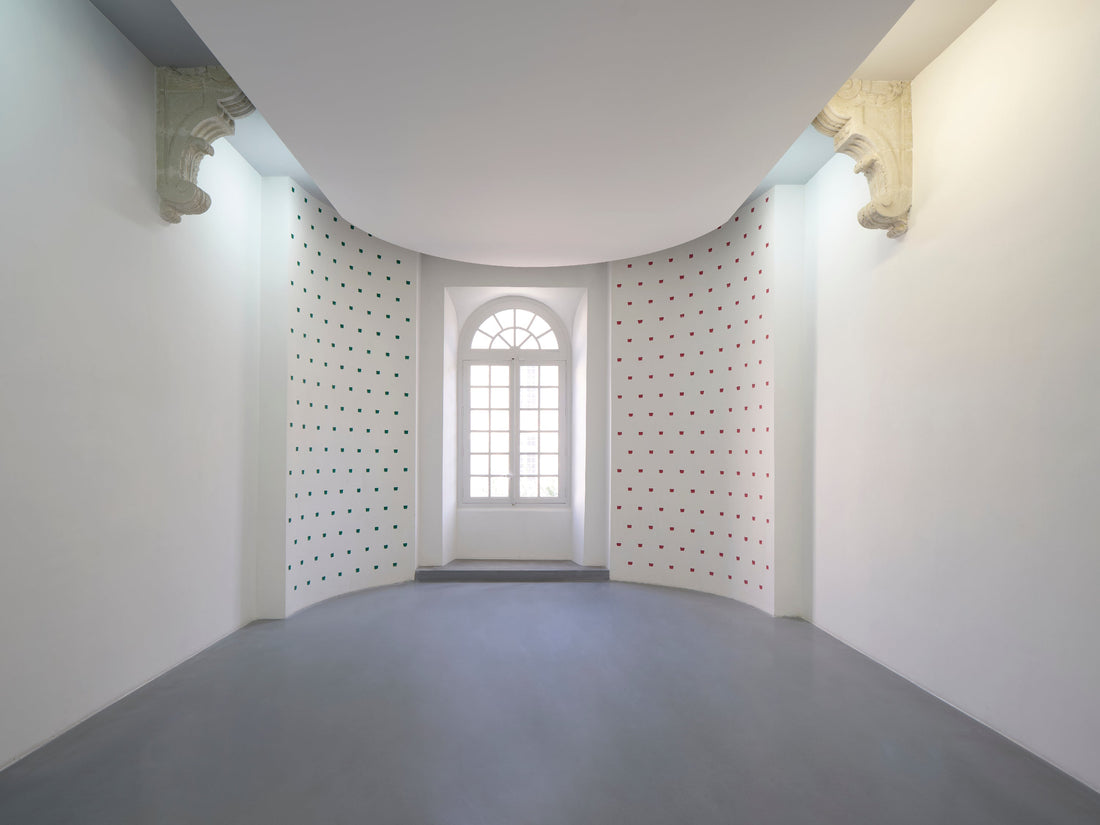 « NIELE TORONI CHEZ YVON LAMBERT : Une exposition de peinture »