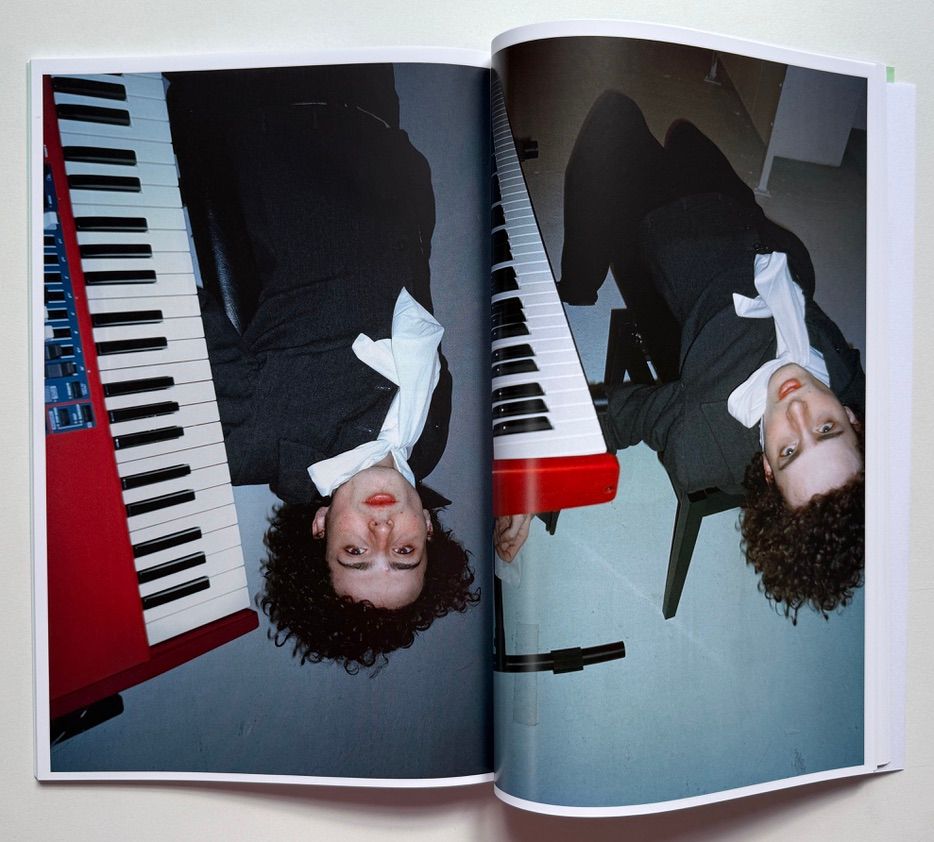 Anne Imhof's DOOM documented by Tess Petronio – Yvon Lambert Paris