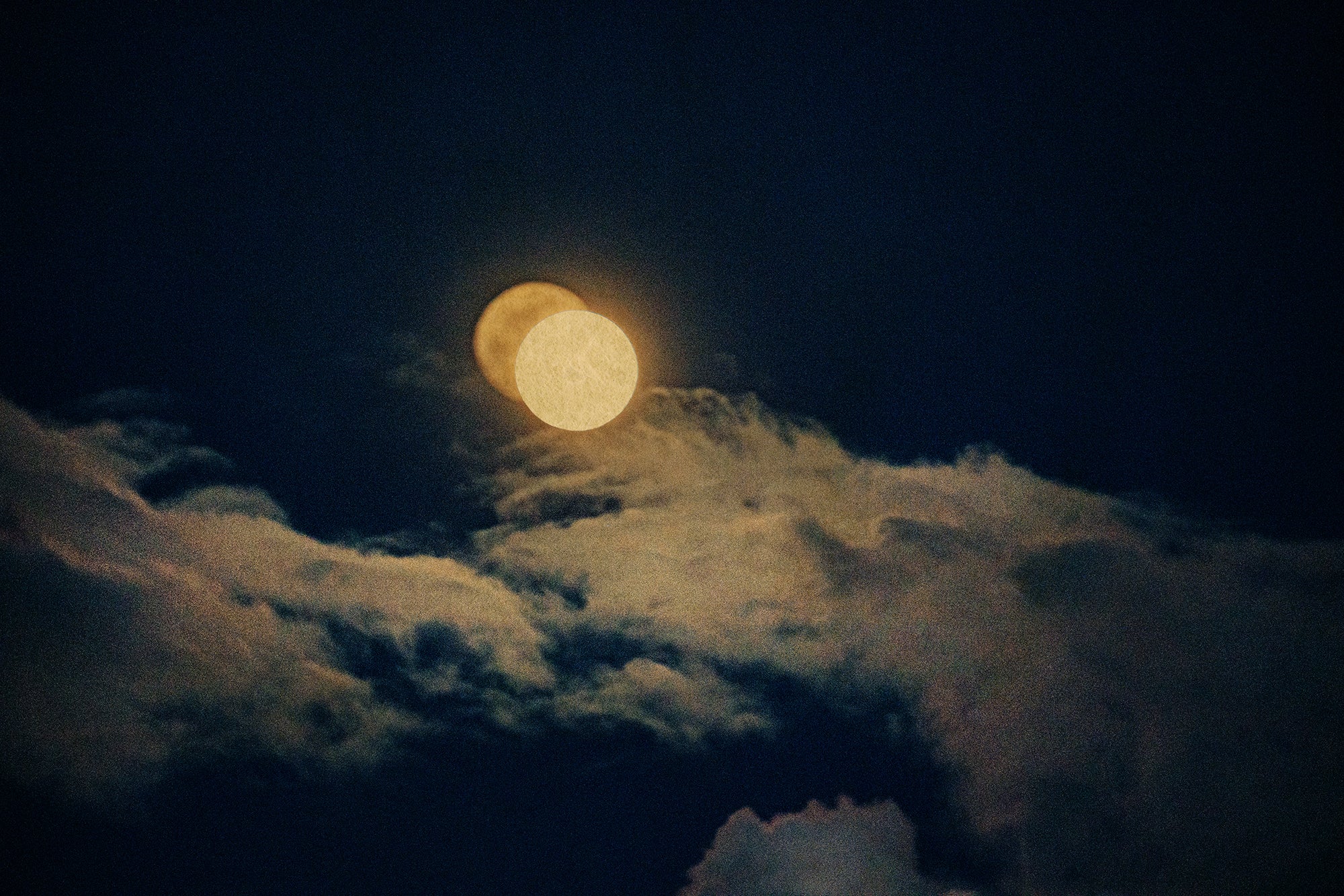 Albarrán Cabrera - Fenêtres sur l'insolite