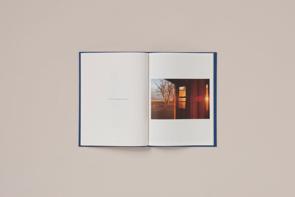Rebecca Norris Webb - A Difficulty Is a Light