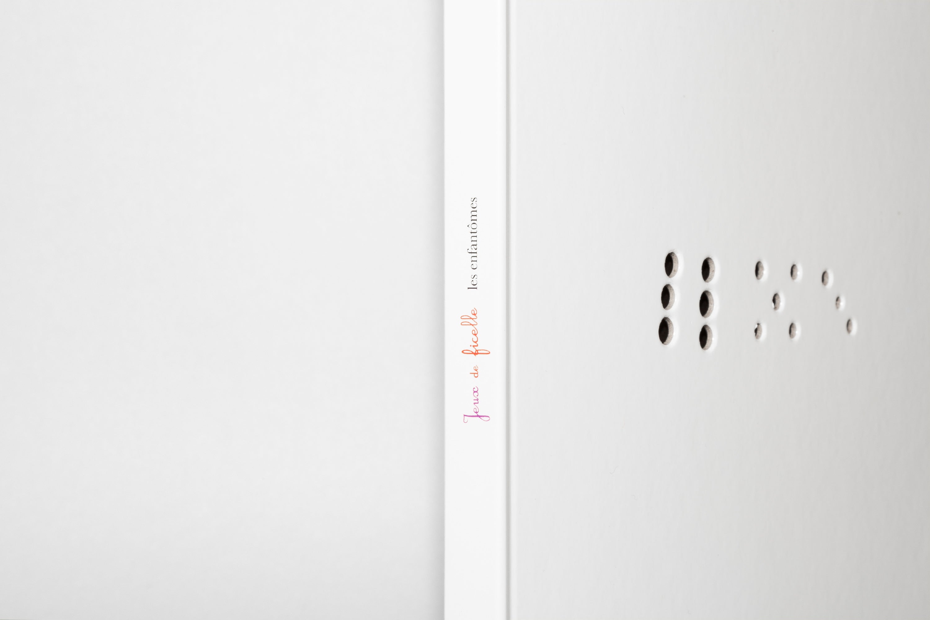 Annette Messager & Georges Didi-Huberman - Les Enfantômes