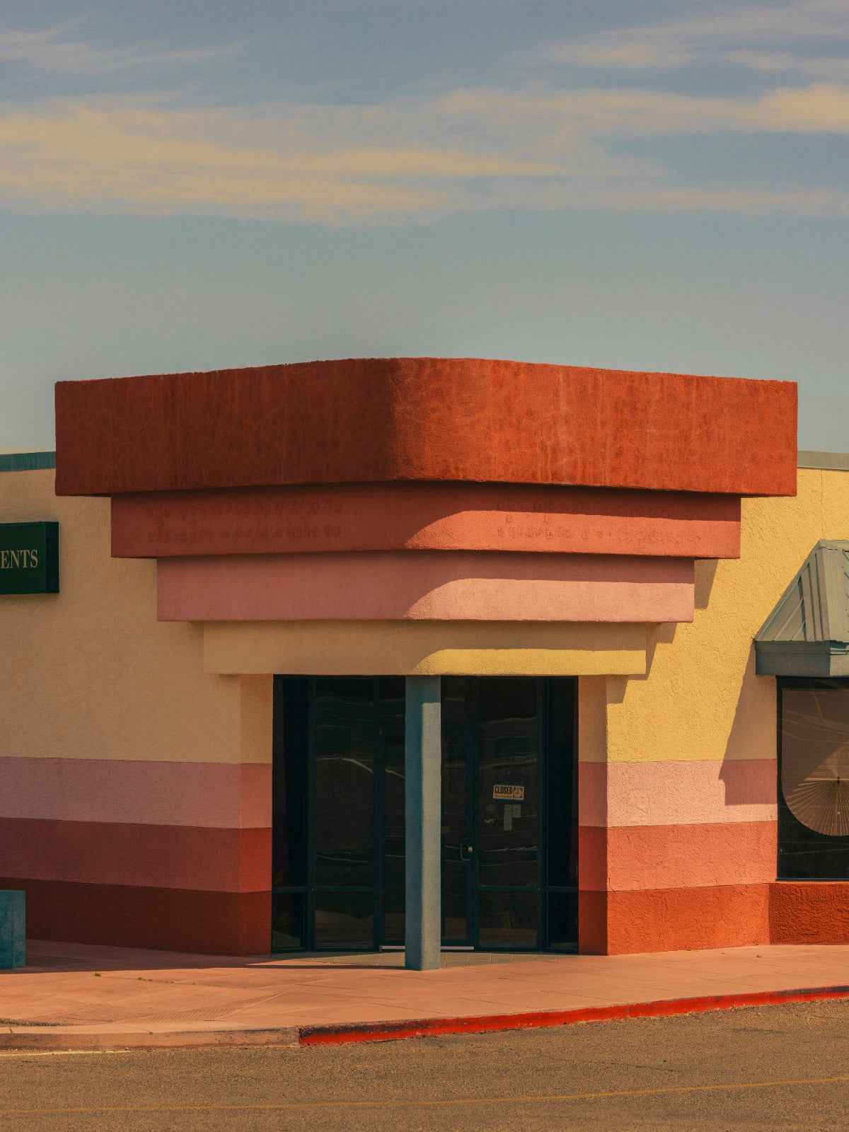 Romain Laprade - Banque, Arizona, 2024