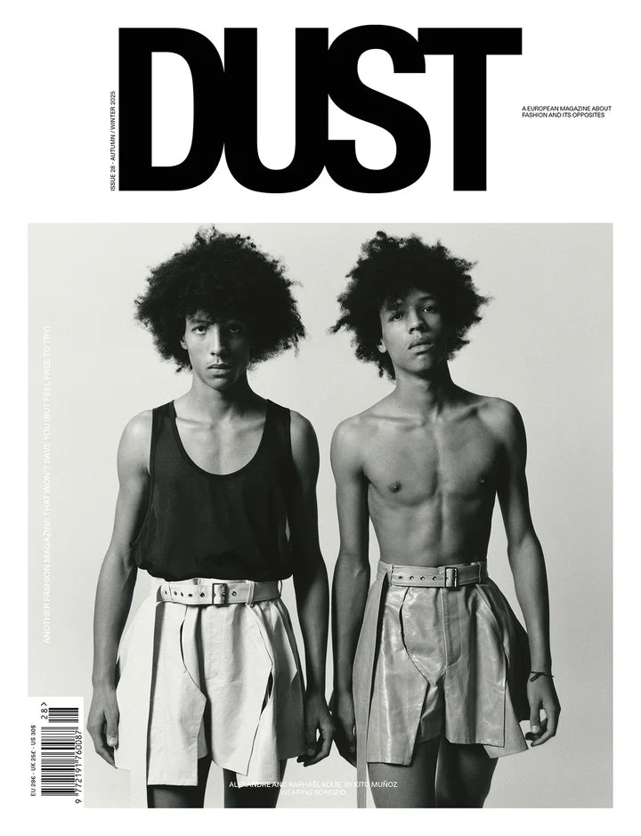 DUST - N°28