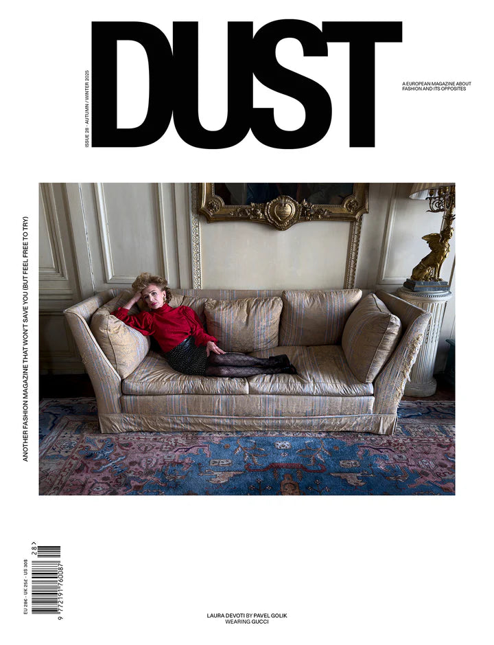 DUST - N°28
