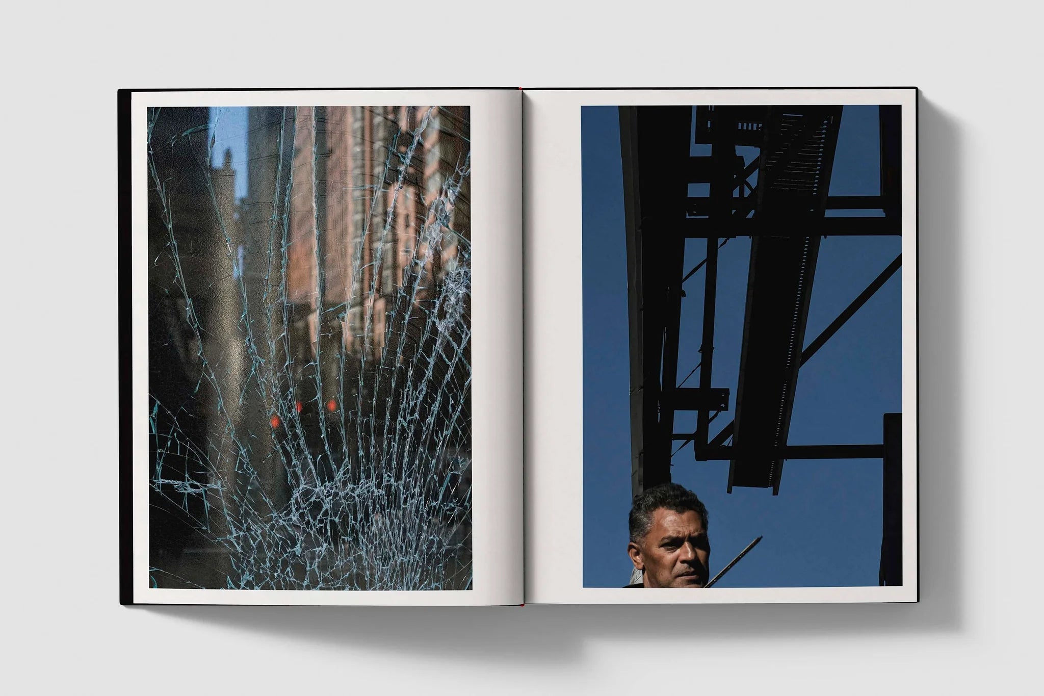 Sarah van Rij & David van der Leeuw - Metropolitan Melancholia