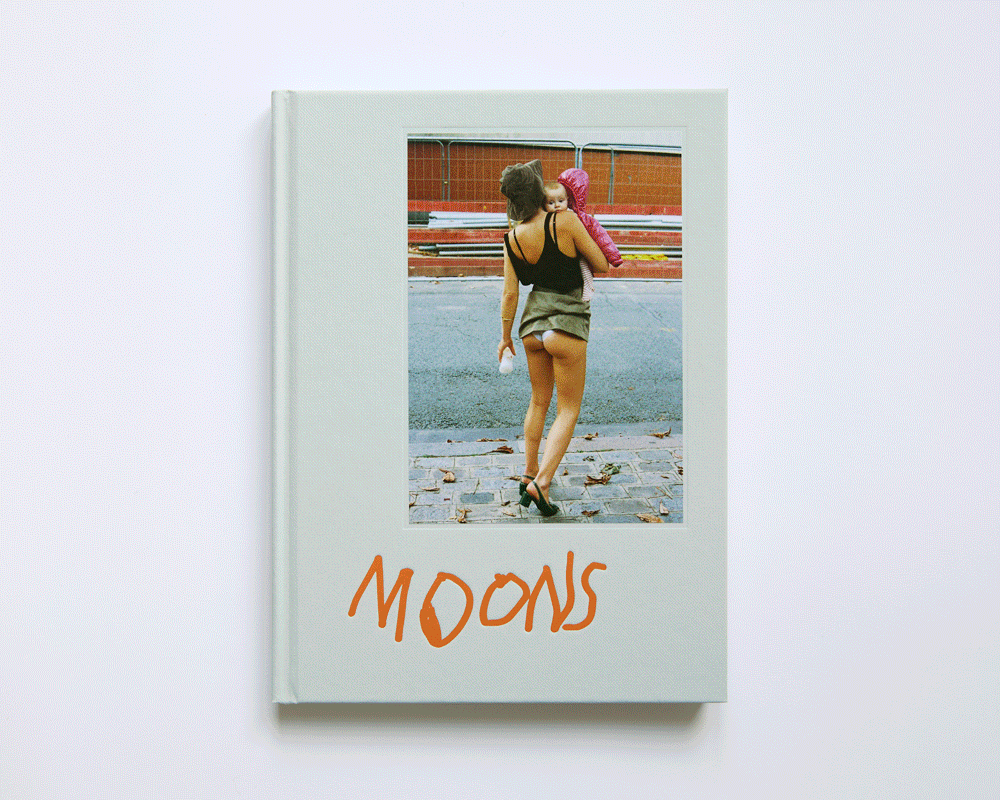 Priscillia Saada - Moons