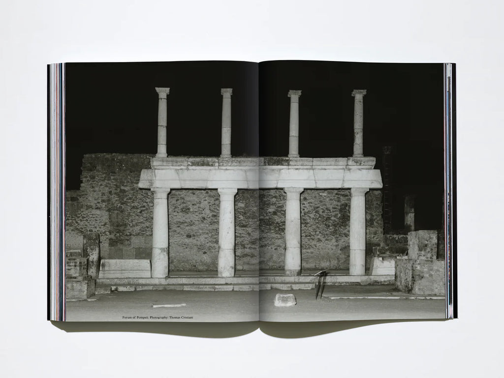 EPOCH - Issue 4 "POMPEII"
