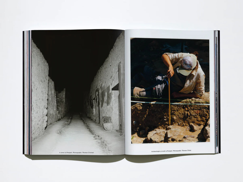 EPOCH - Issue 4 "POMPEII"