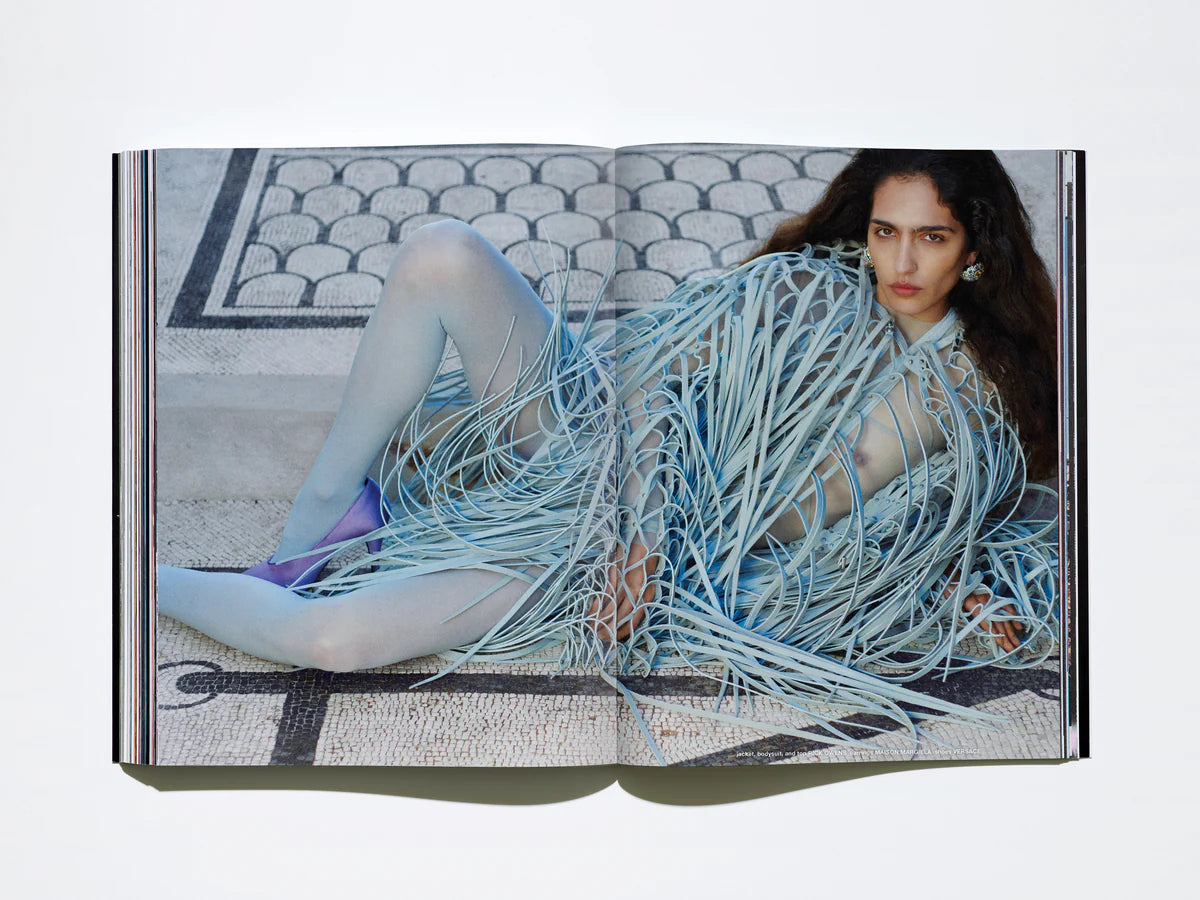 EPOCH - Issue 4 "POMPEII"