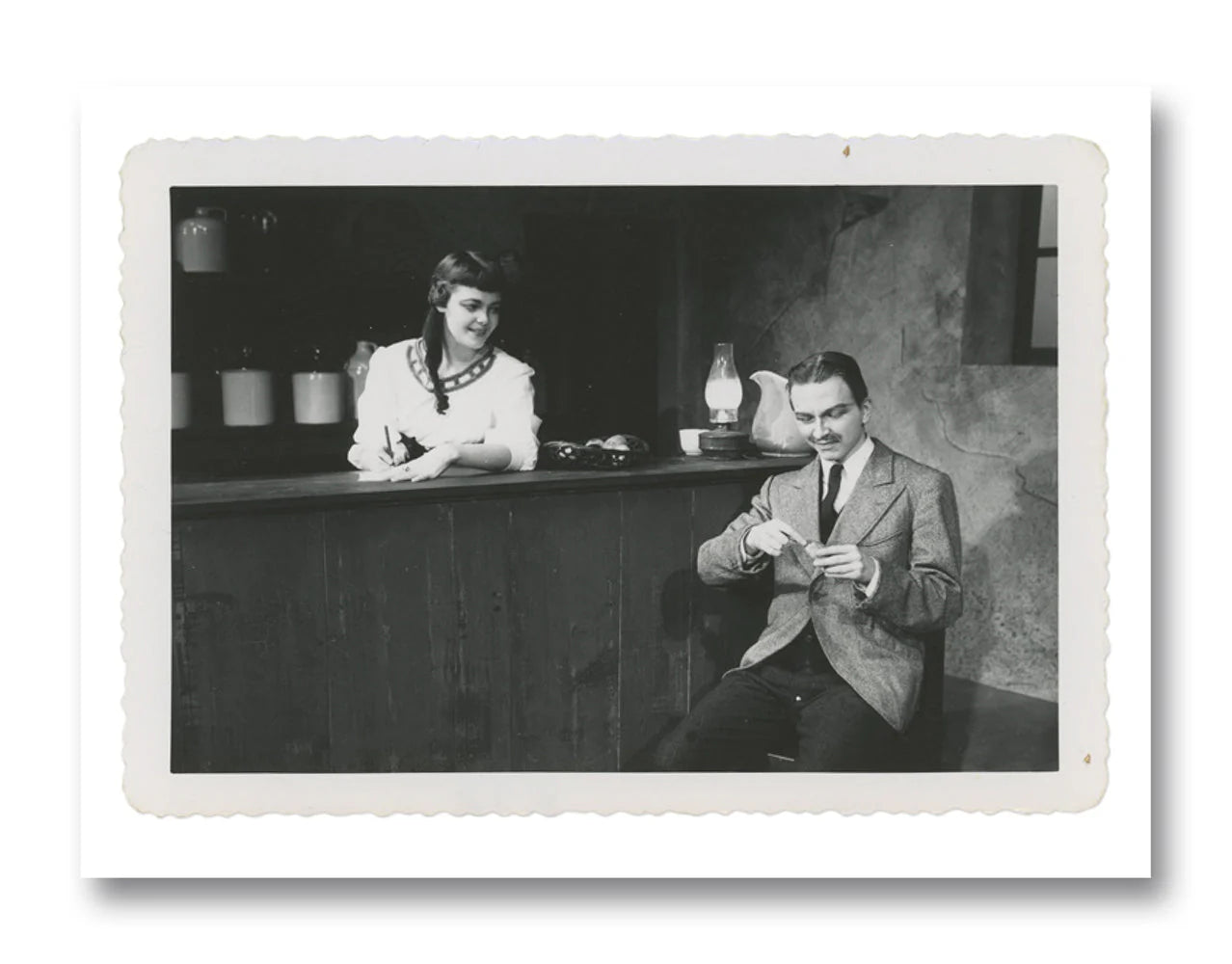 Kim Beil - Anonymous Objects: Inscrutable Photographs and the Unknown