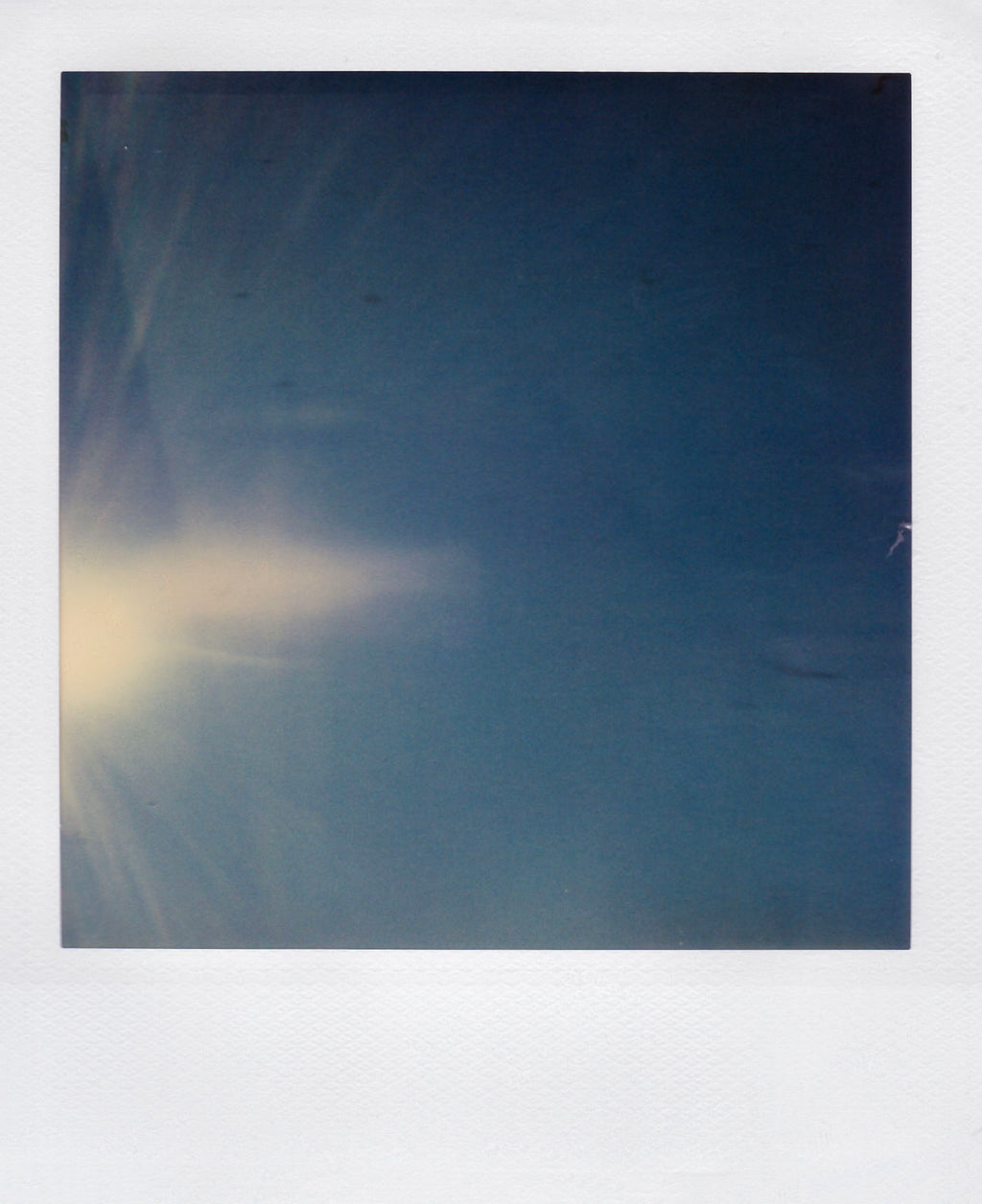 Nobuyoshi Araki <br><em>Sky</em>, 2006-2009