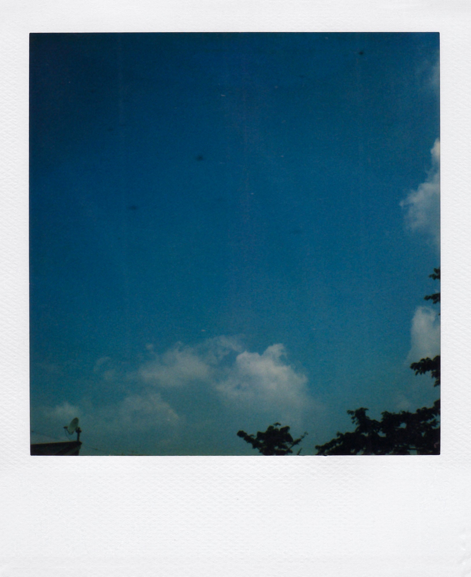 Nobuyoshi Araki <br><em>Sky</em>, 2006-2009