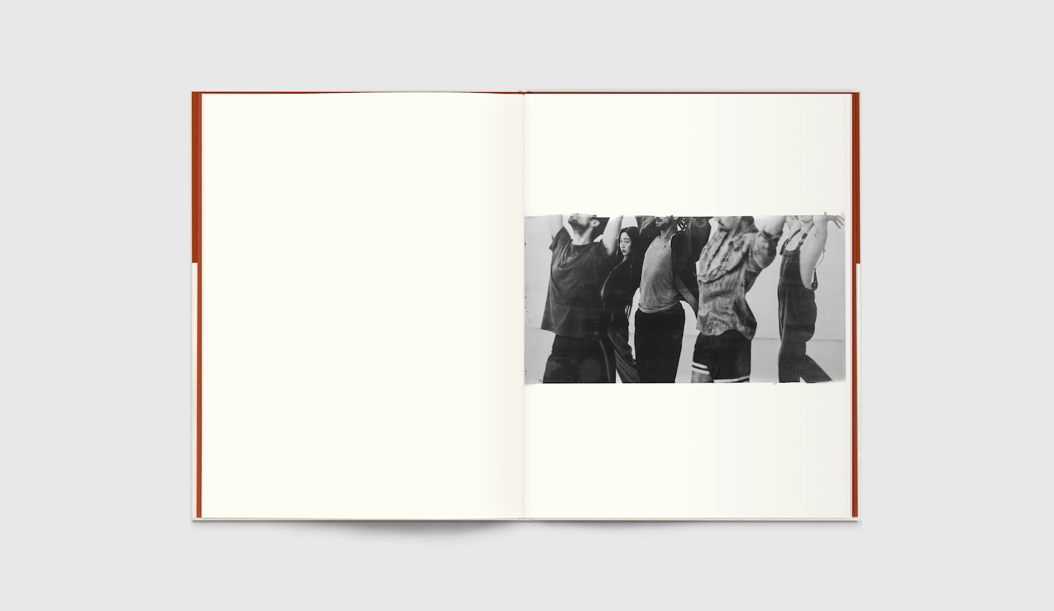 Lore Stessel - As the Sky Remembers the Sea