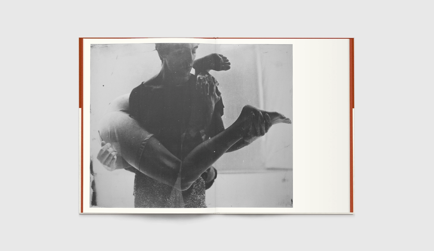 Lore Stessel - As the Sky Remembers the Sea