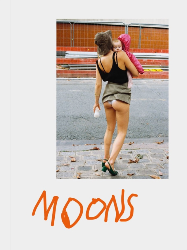 Priscillia Saada - Moons