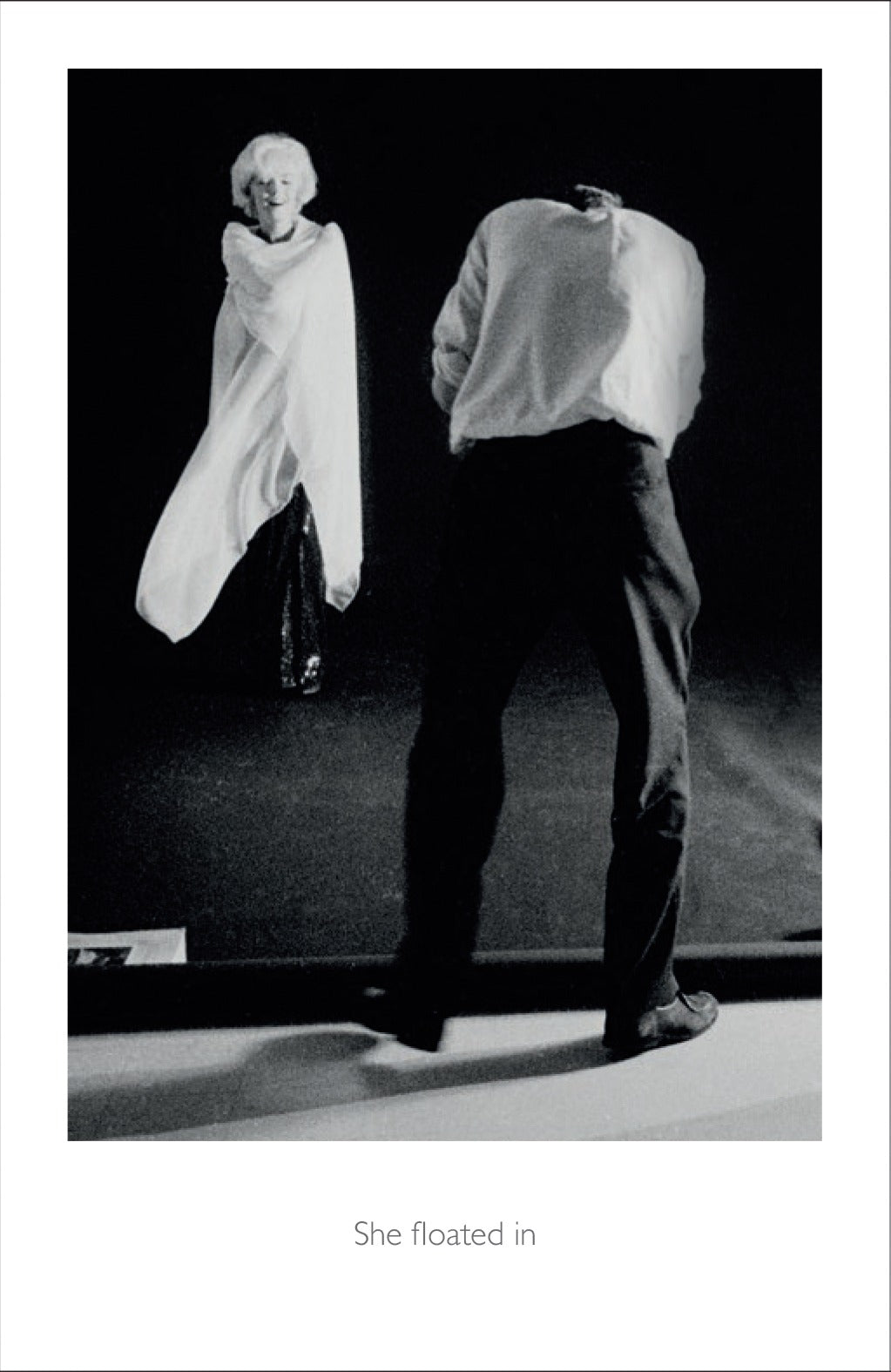 Douglas Kirkland - Marilyn, A Magical Dance