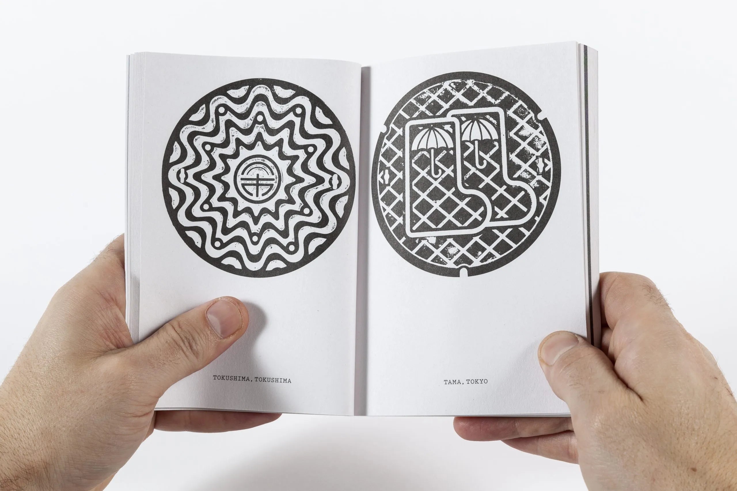 Thomas Couderc & Studio Helmo - Manhoru