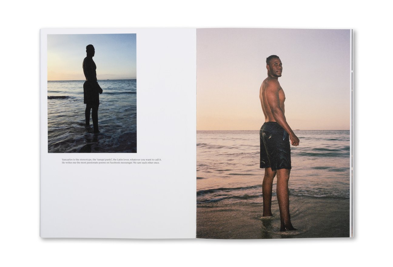 Karla Hiraldo Voleau - Hola Mi Amol