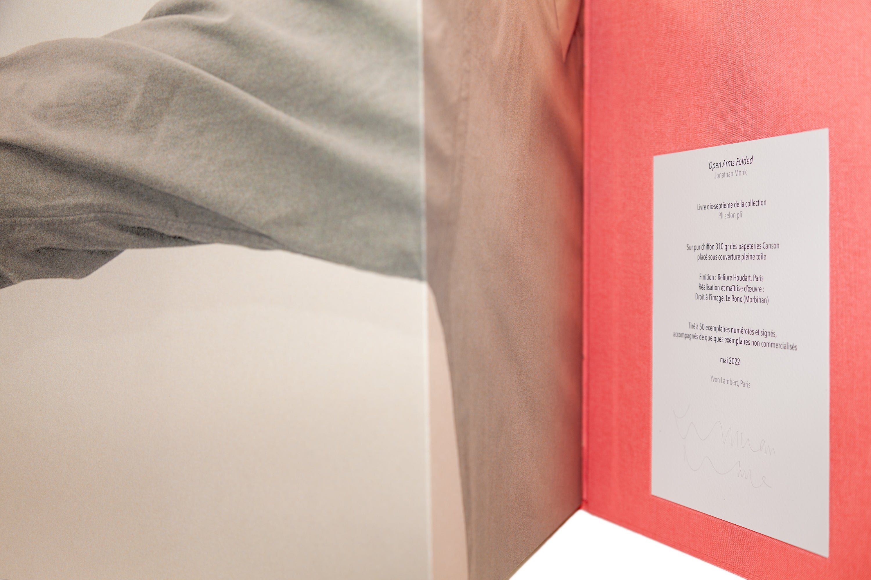 Jonathan Monk - Open Arms Folded