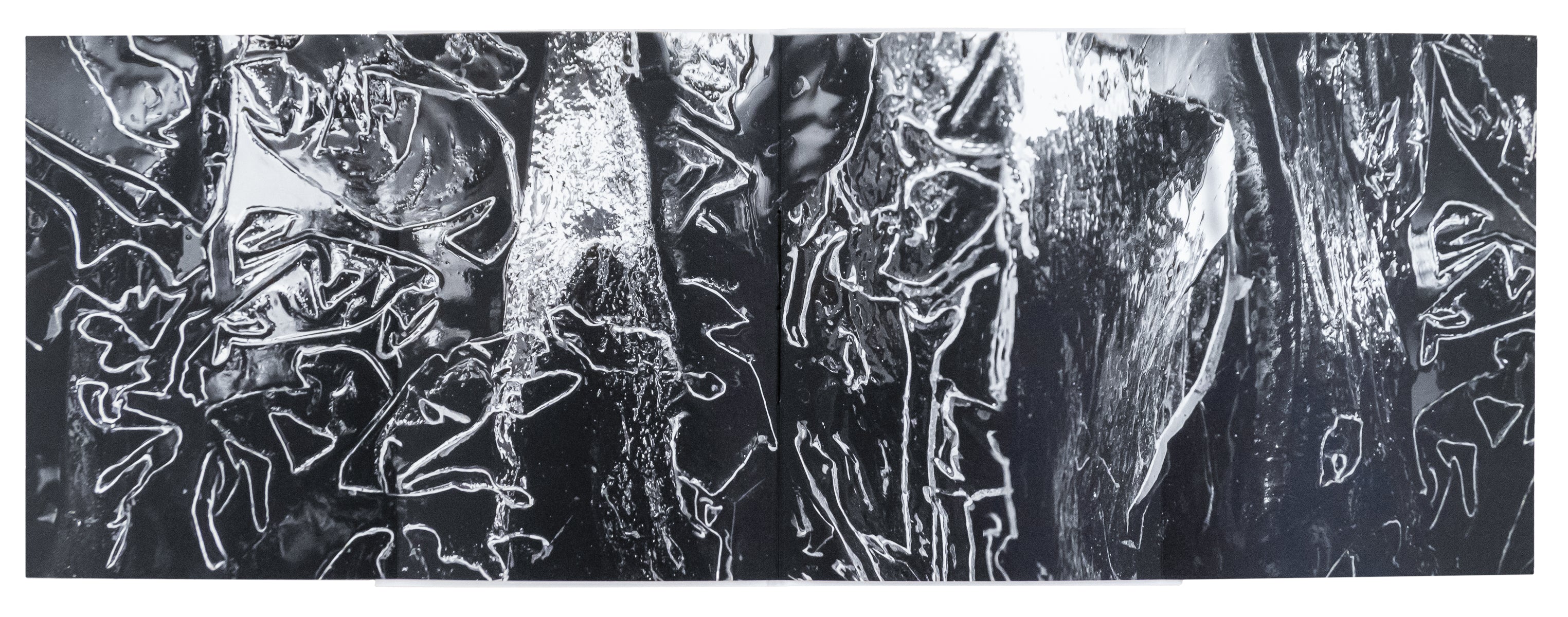 Loris Gréaud - /MIˈÆNDƏ(ɹ)/ Meander