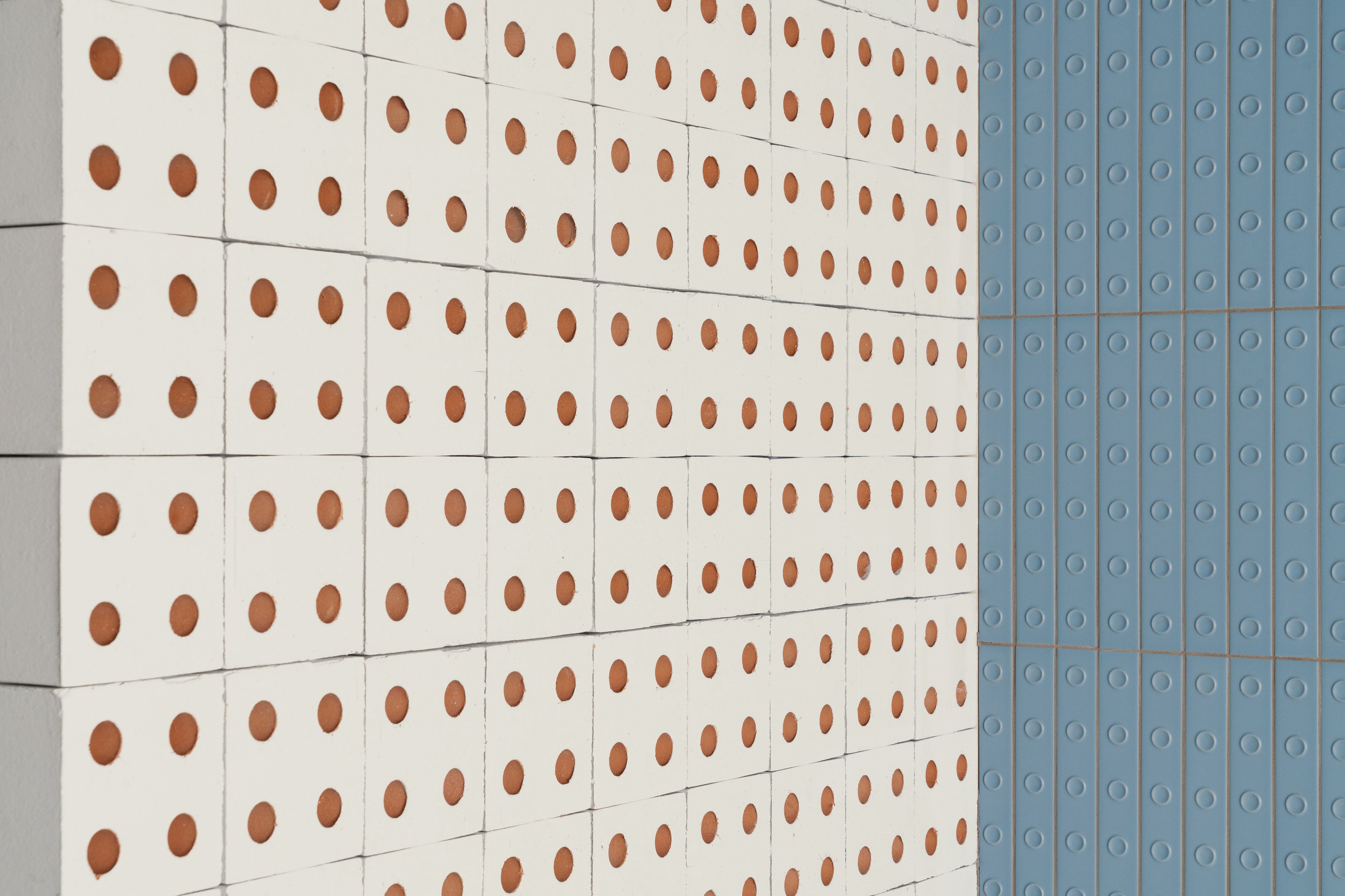 Ronan & Erwan Bouroullec - "Bloc" Brick