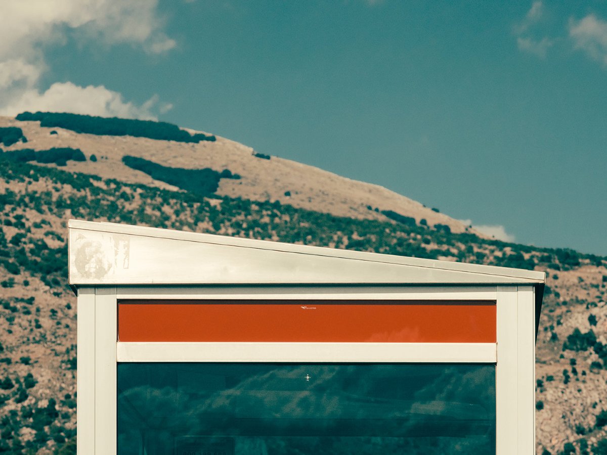 Romain Laprade - Cabine téléphonique sur l’autoroute, Italie, 2020