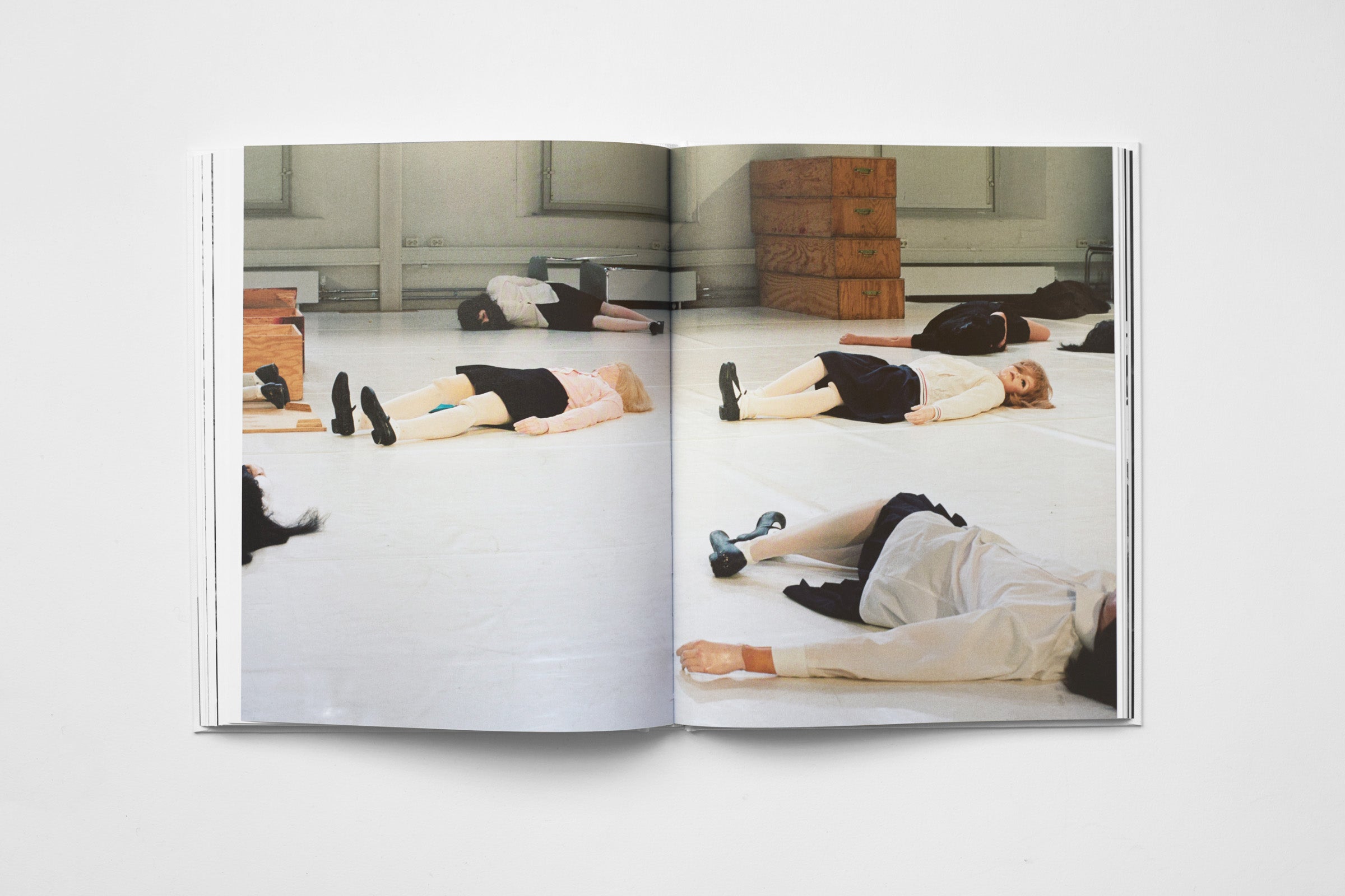 Estelle Hanania - IT’S ALIVE! A travers l’œuvre de Gisèle Vienne